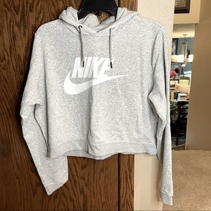 Nike Cropped Sweatshirt